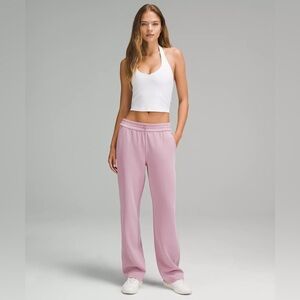 Lululemon - Softstreme High-Rise Pant
Regular